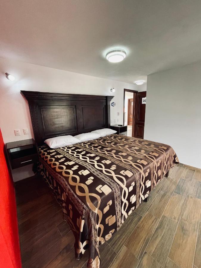 Hotel La Gran Manzana Zacatlan Exterior photo