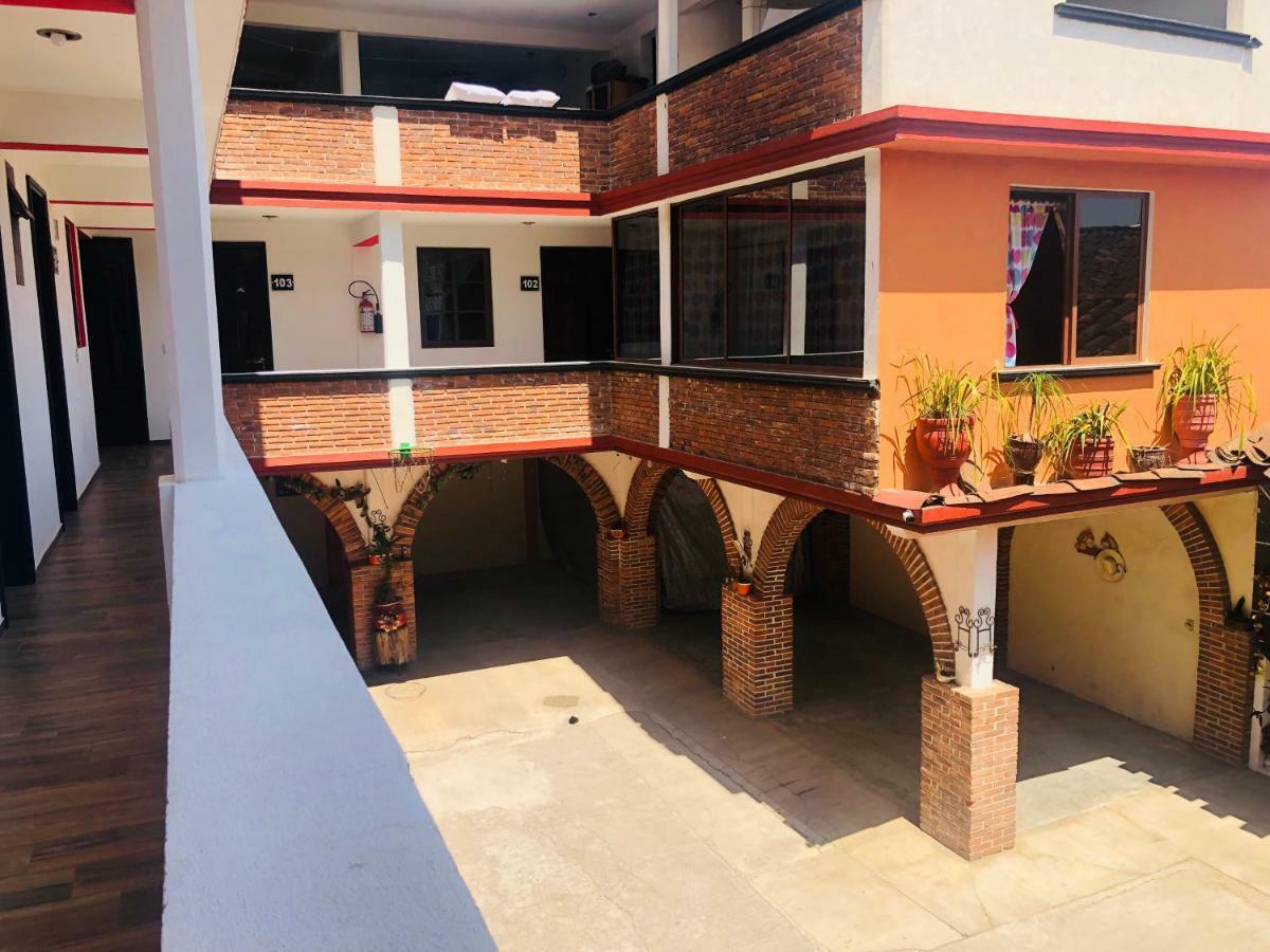 Hotel La Gran Manzana Zacatlan Exterior photo