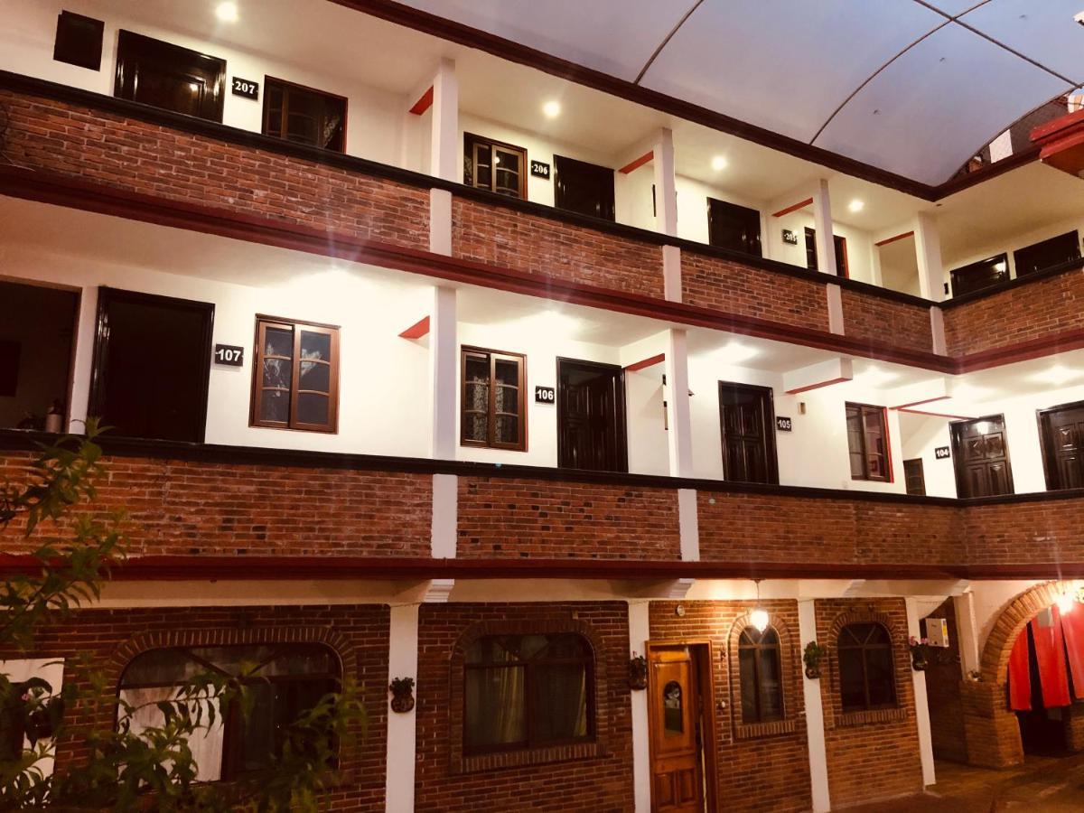 Hotel La Gran Manzana Zacatlan Exterior photo